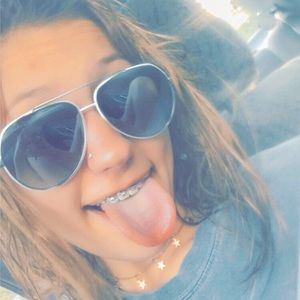 Meet your Posher, Khyla